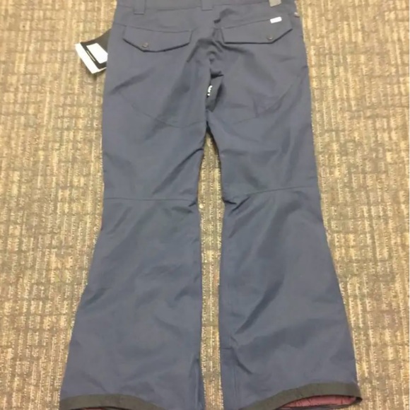 Snow pants - brand new - tags still on